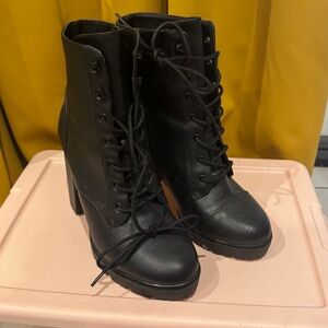 Express Black Lace-Up Boots